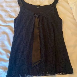 Black laced top with tie